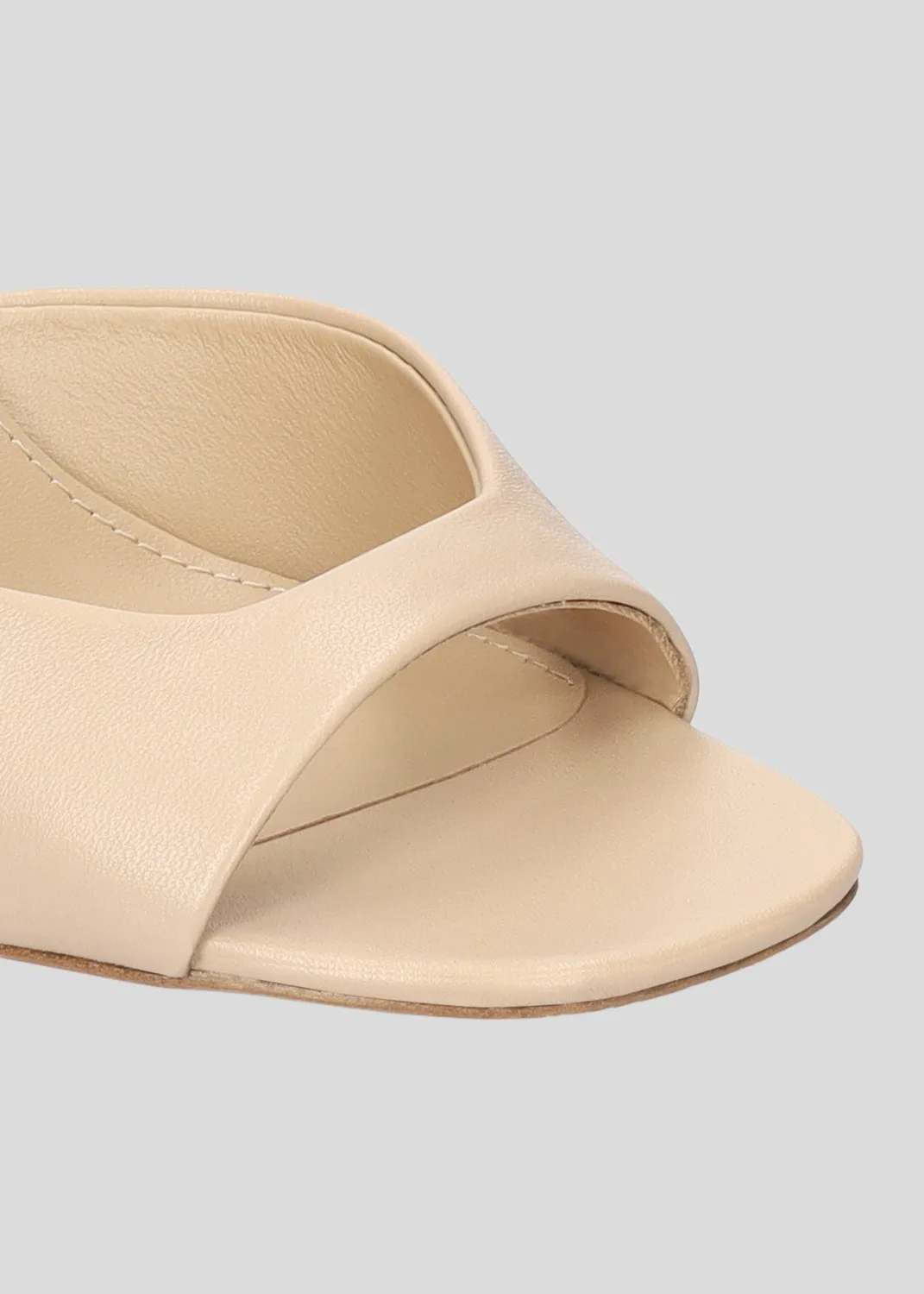 Lola Cruz Delila 85 sandales à talons beige talon 8,5 cm