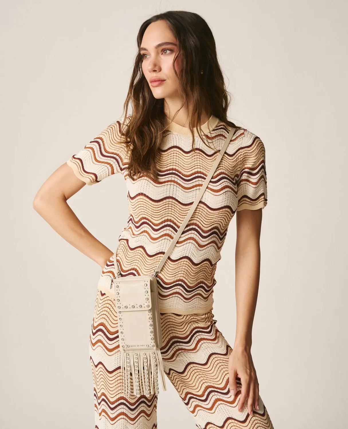 Alma en Pena Natalia sac portefeuille cuir gris clouté