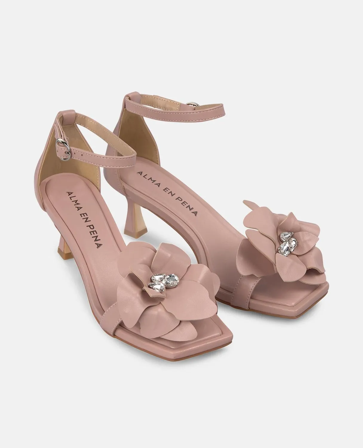 Alma en Pena V250874 sandales rose poudré fleur 6 cm