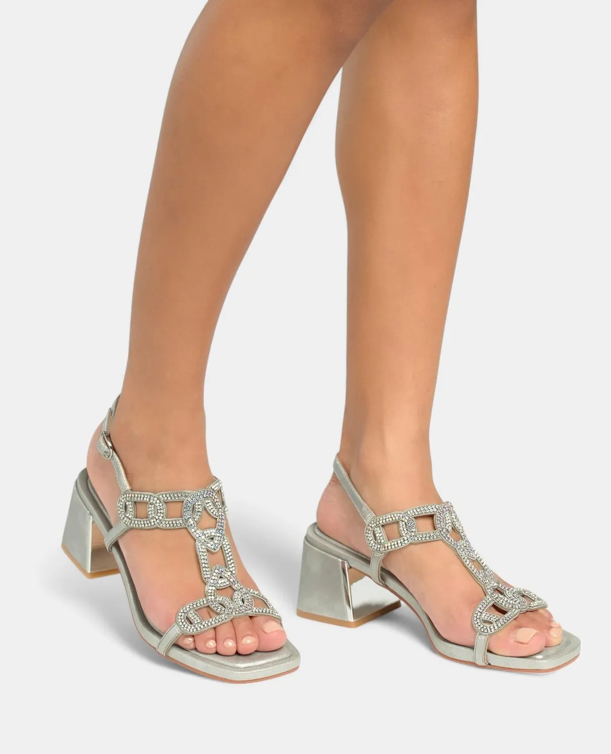 Alma en Pena V2550941 sandales argent strass talon 6 cm