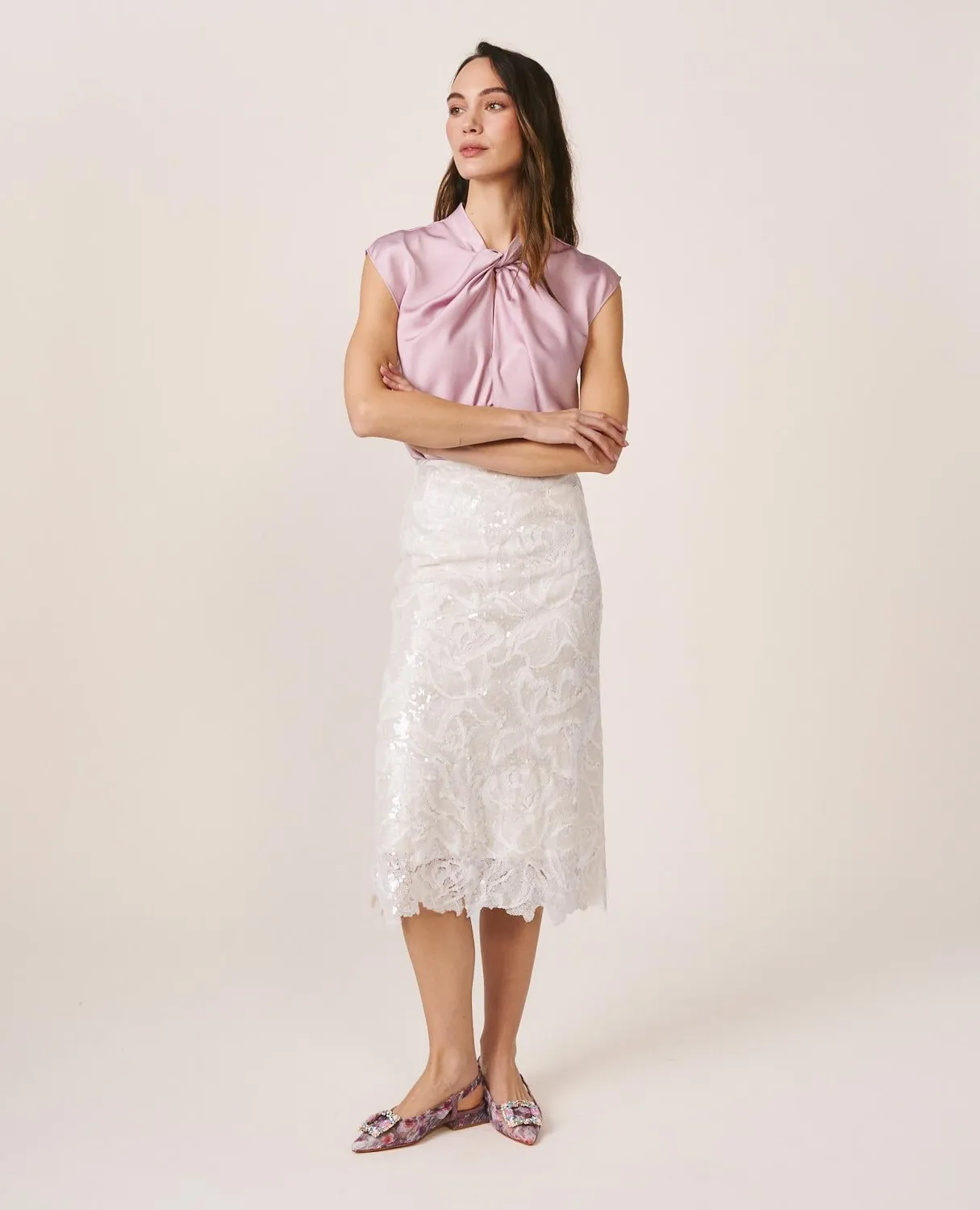 Alma en Pena V26CL0515 blouse satin lilas sans manches