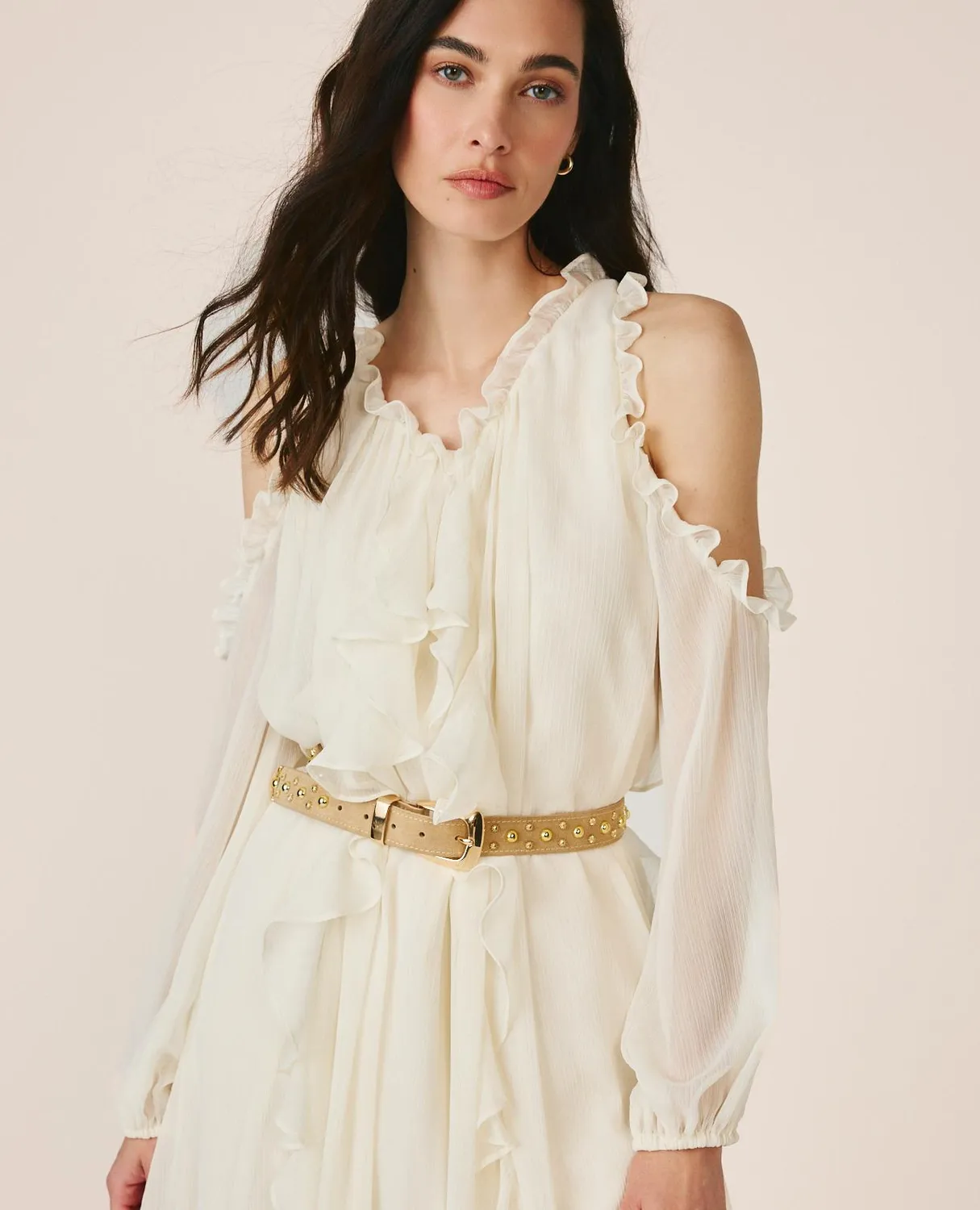 Alma en Pena V26CL0236 robe midi fluide blanche volants