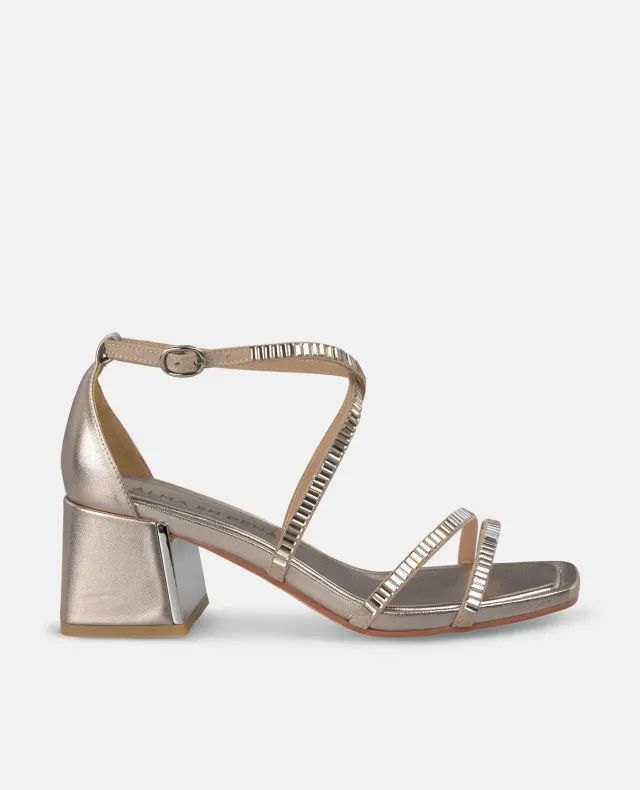 Alma en Pena V250966 sandales bronze talon large 6 cm
