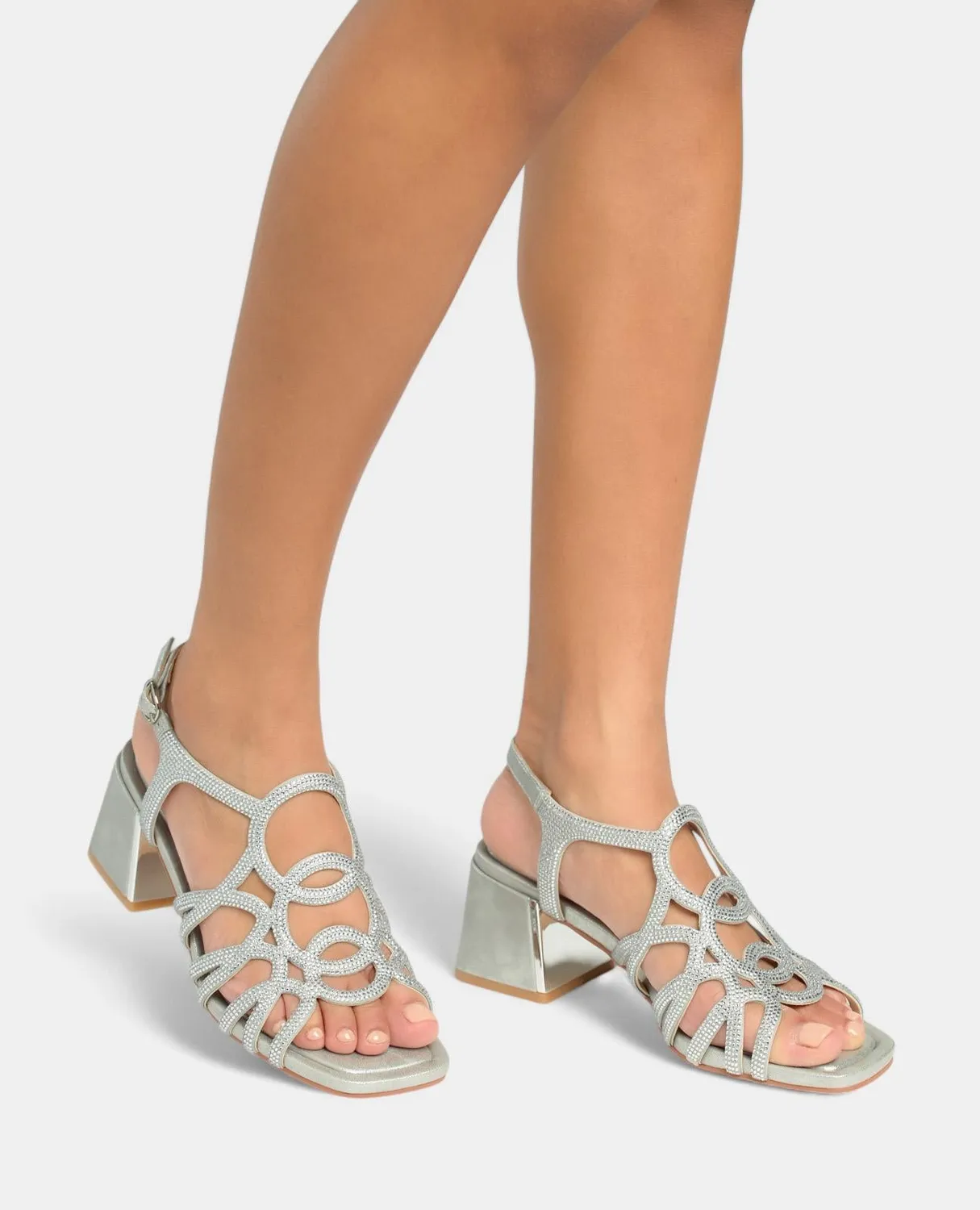 Alma en Pena V2550942 sandales argent talon 6 cm