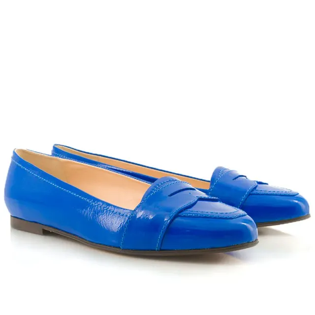 Bégum Paris Boston mocassins vernis bleu vif talon 1 cm