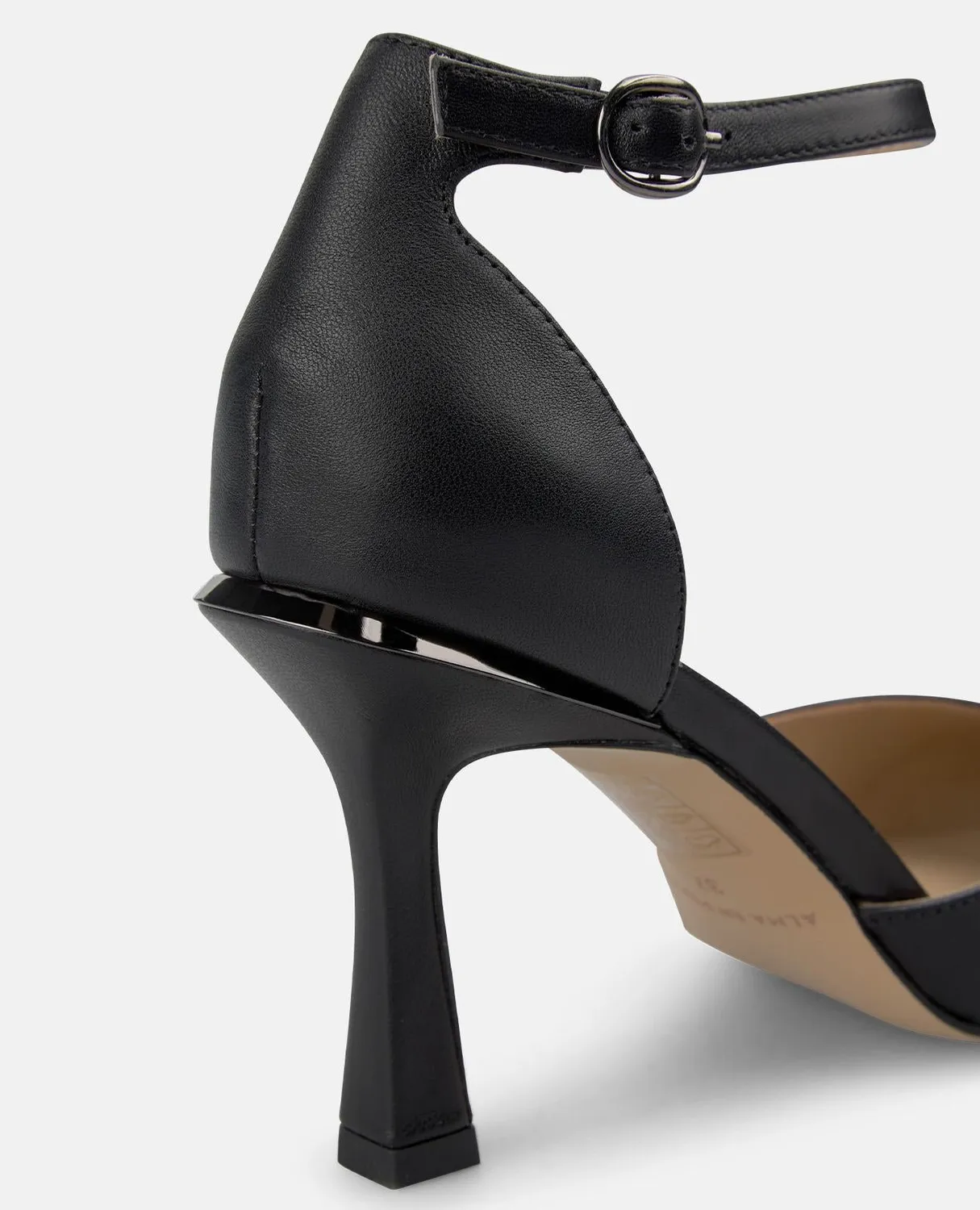 Alma en Pena V261802 escarpins noirs cuir talon 9 cm