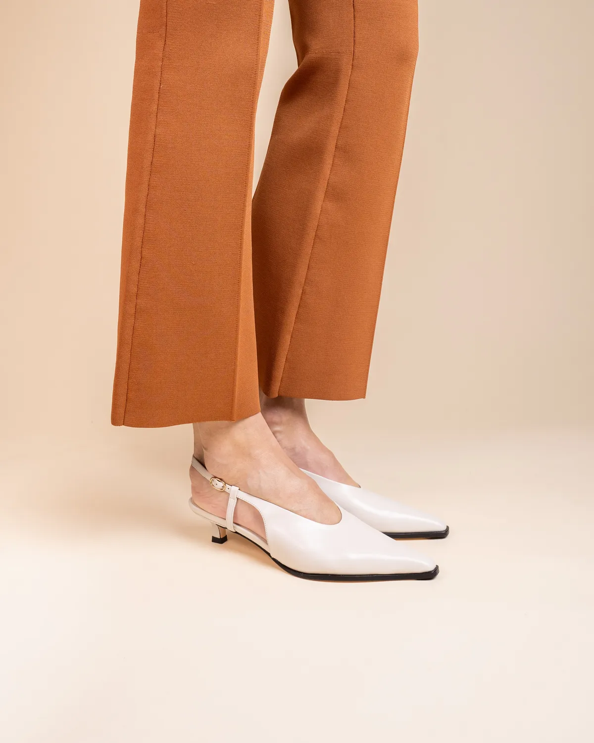 Mi/Mai Marina White escarpins slingback cuir 4 cm