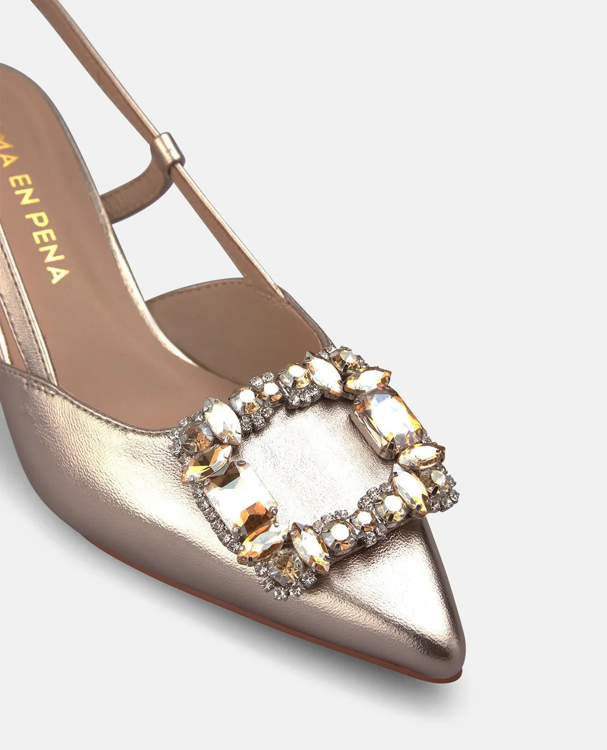 Alma en Pena V262223 Escarpins Bronze Talon 6,2 cm Cuir