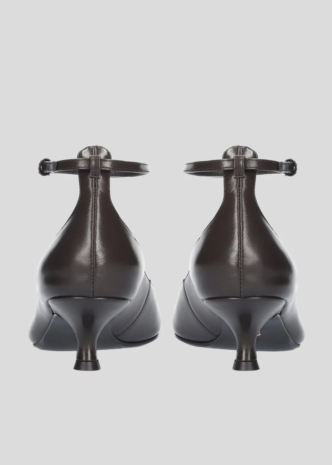Lola Cruz Annette Pumps 50 escarpins chocolat