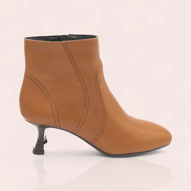 Karine Arabian Meg bottines cuir camel talon 5 cm