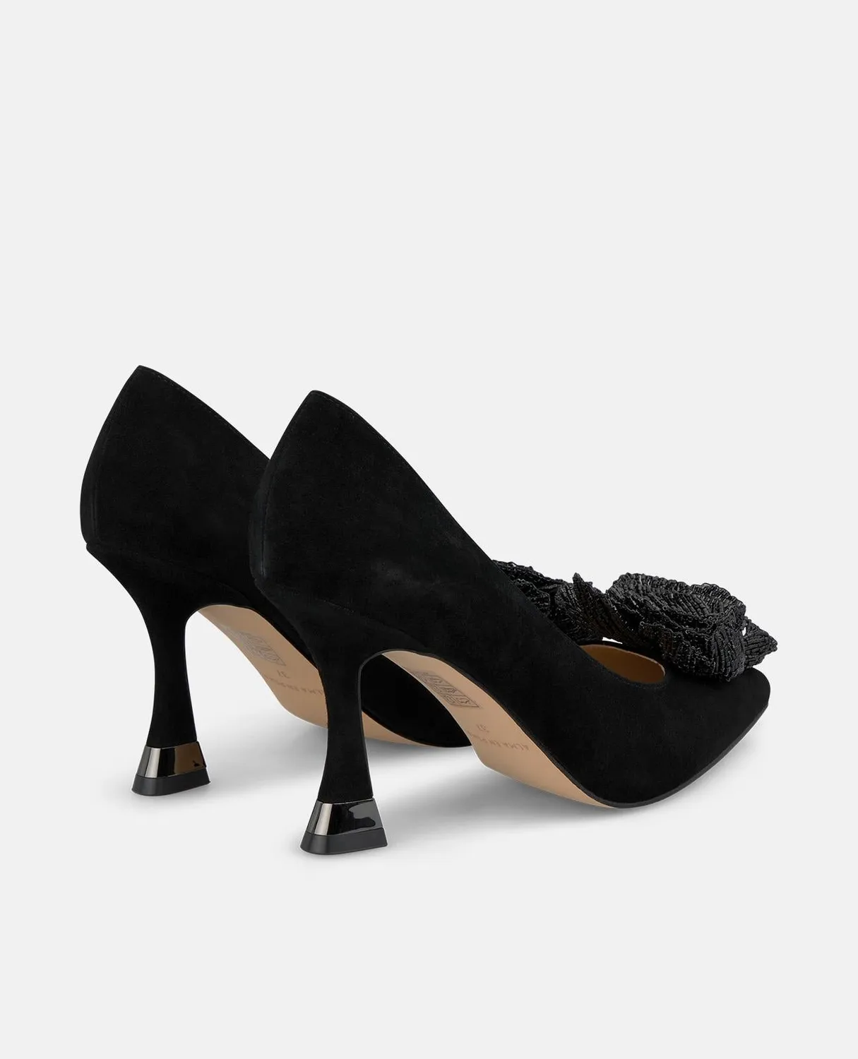Alma en Pena I250433 escarpins noirs cuir fleur 9 cm