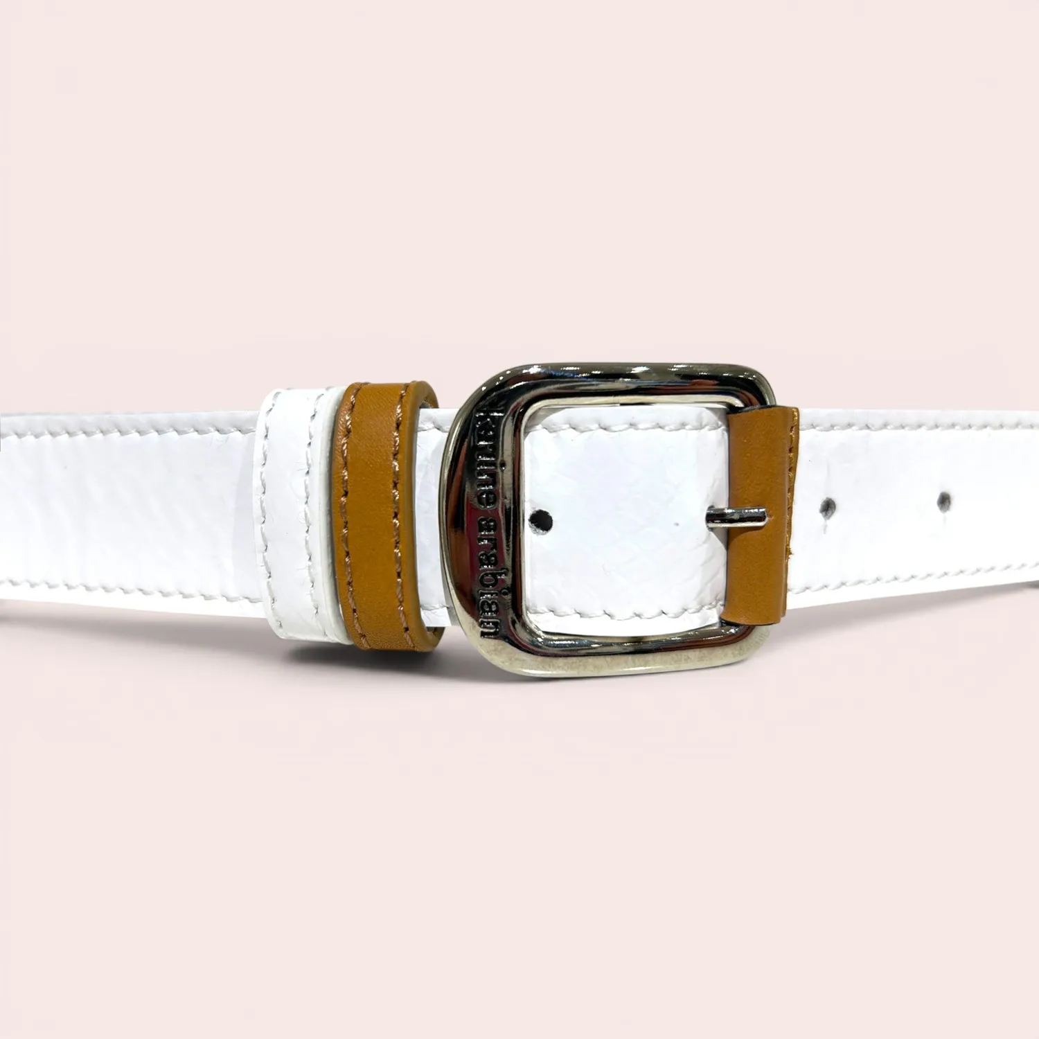 Karine Arabian Ortiz ceinture cuir verni blanc serpent