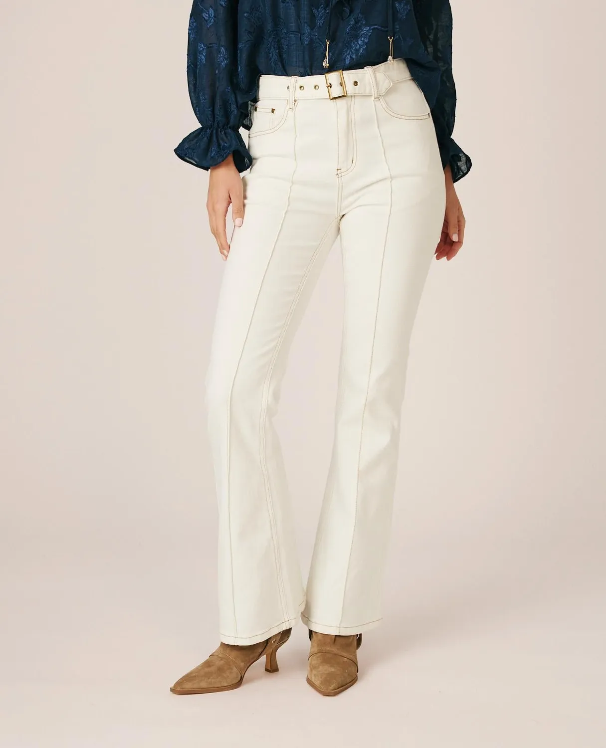 Alma en Pena V26CL1619 pantalon flare blanc coton