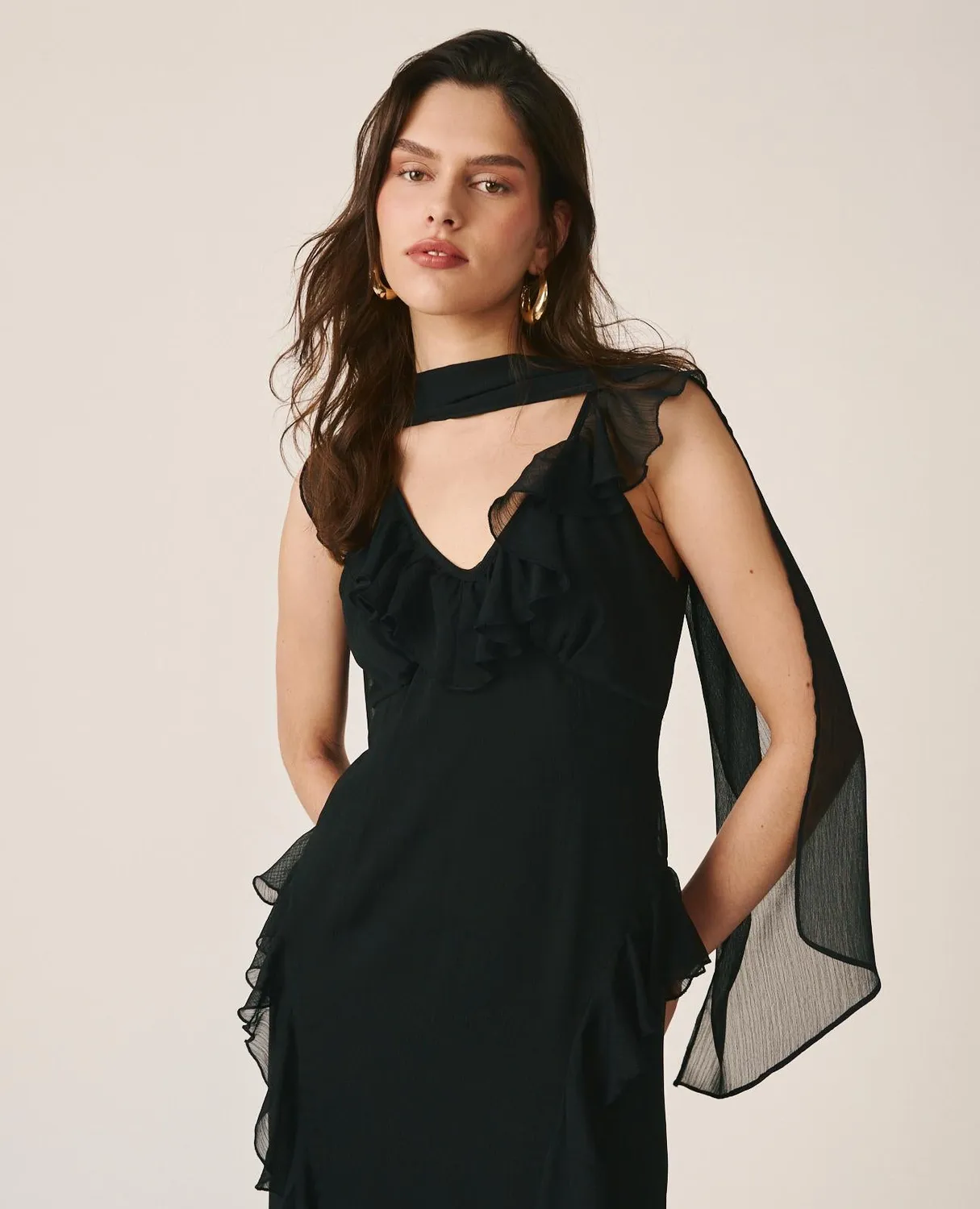 Alma en Pena V26CL0261 robe longue noire volants polyester