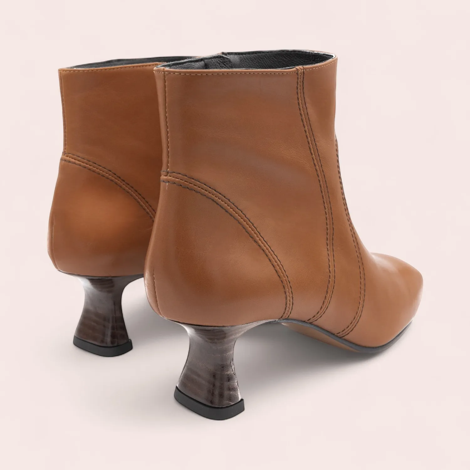Karine Arabian Meg bottines cuir camel talon 5 cm