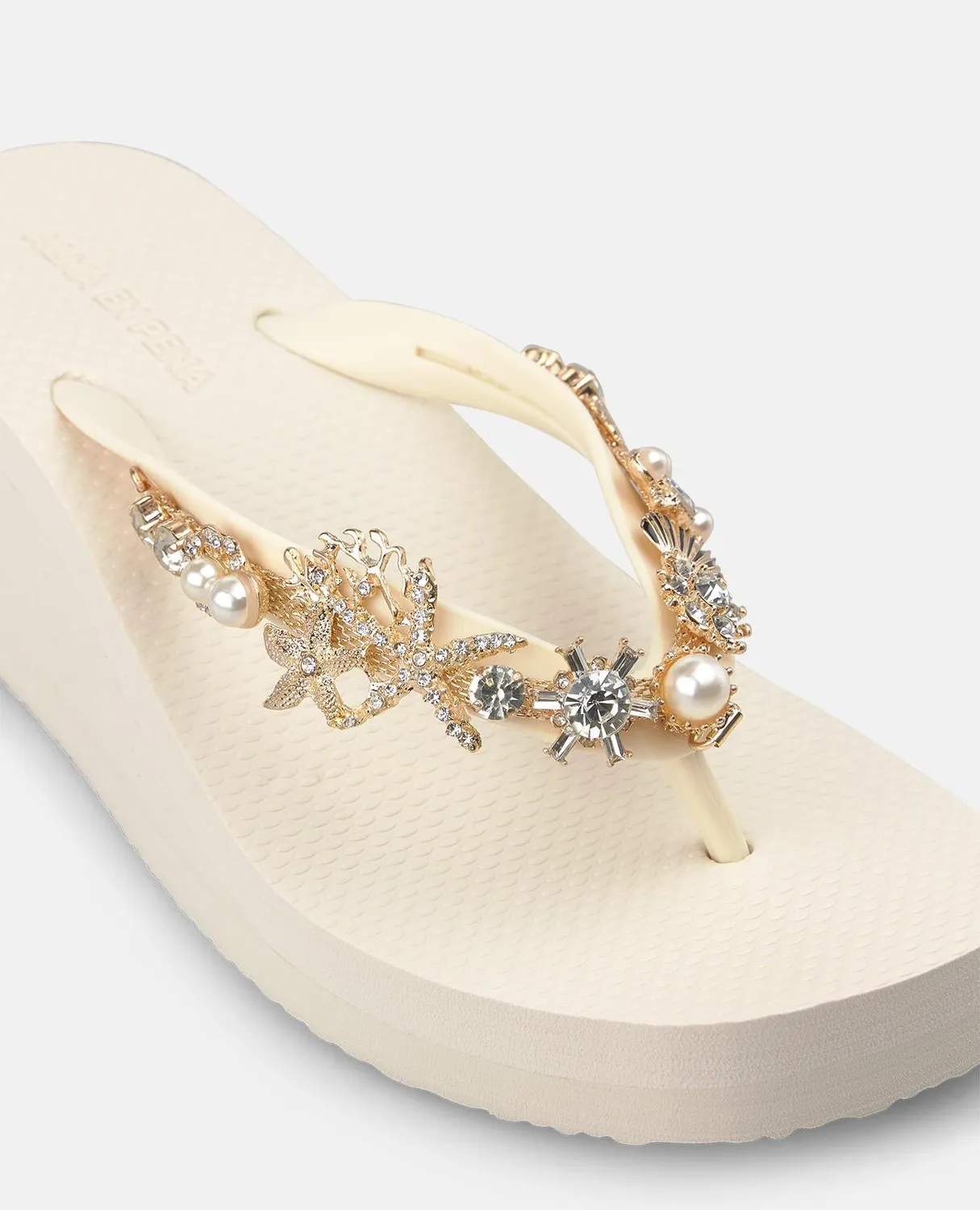 Alma en Pena V269015 tongs plateforme blanche strass 5,5 cm