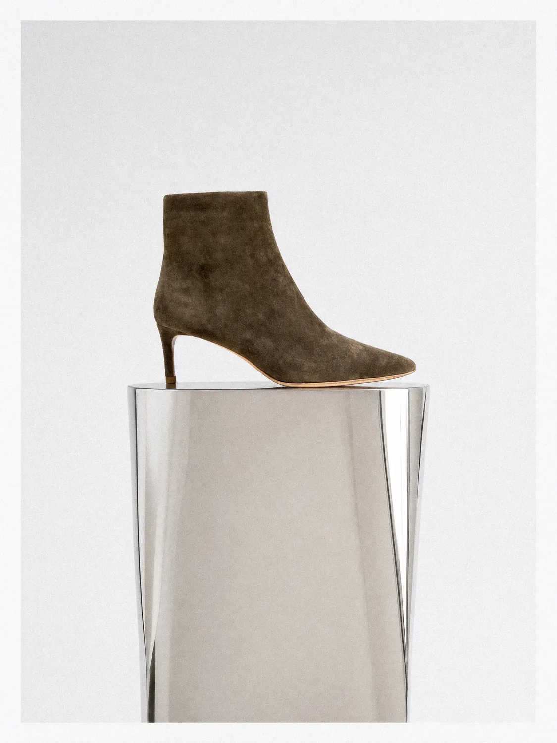 Mi/Mai Noura Low Kaki Suede bottines talon 6 cm