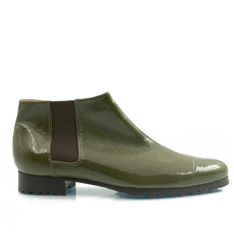 Bégum Paris Lucrèce Vogue bottines vernis kaki