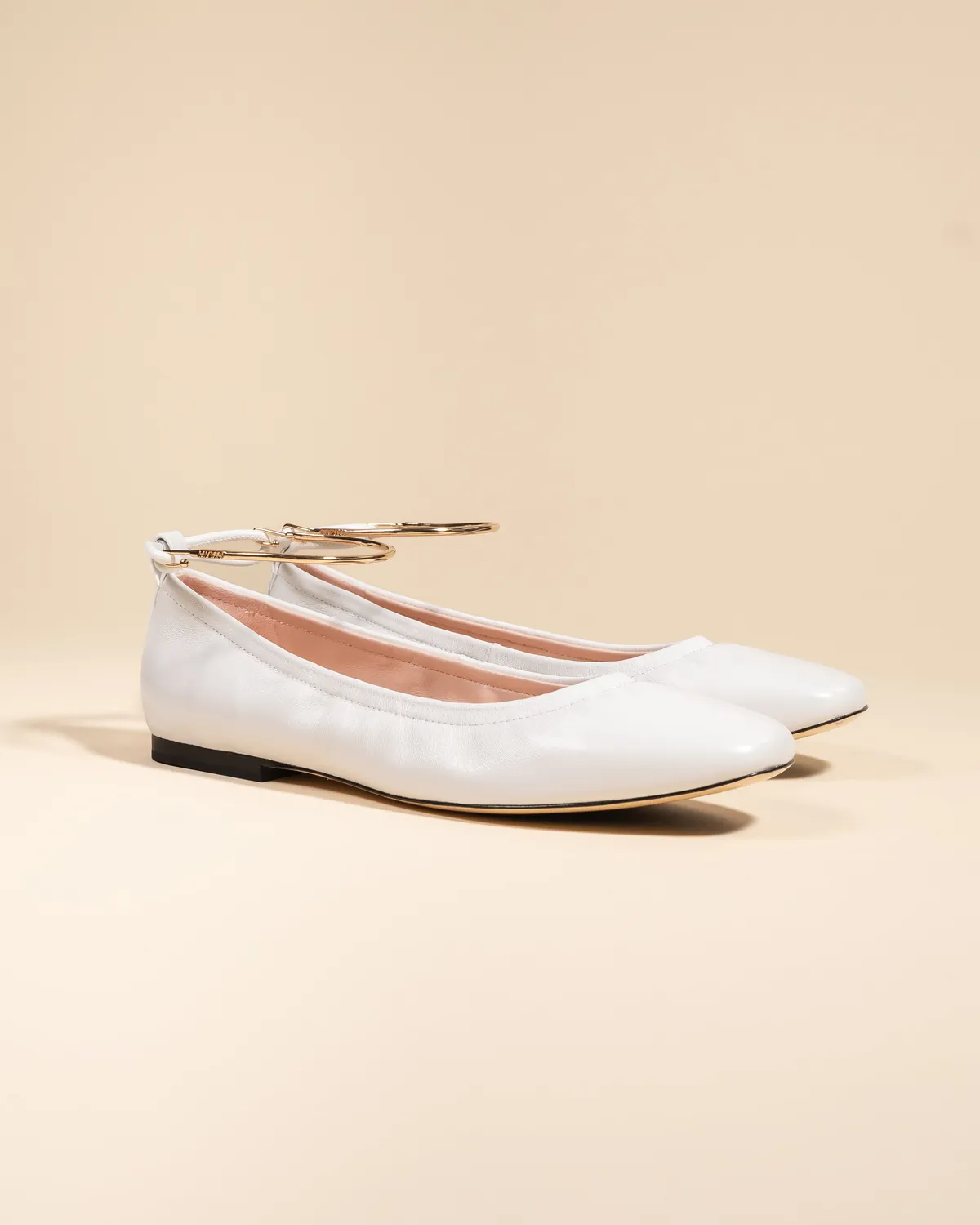 Mi/Mai Frida White ballerines chaîne dorée