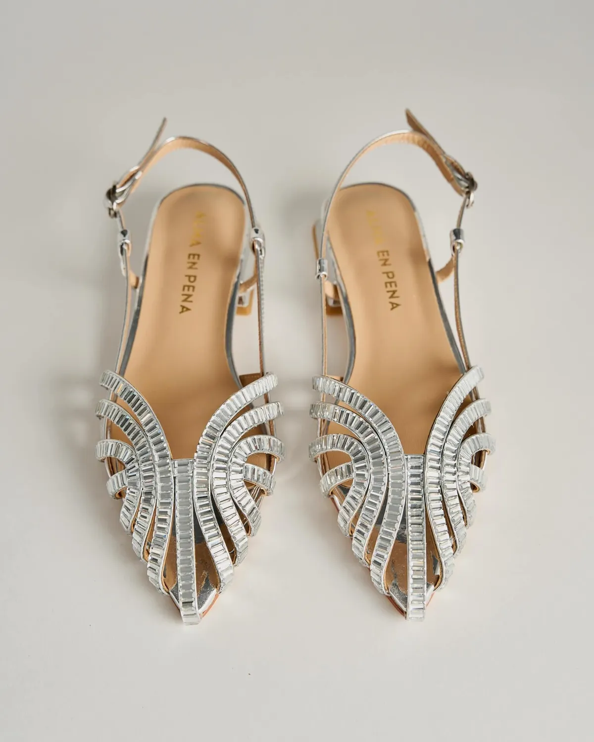 Alma en Pena V250493 sandales plates argent strass