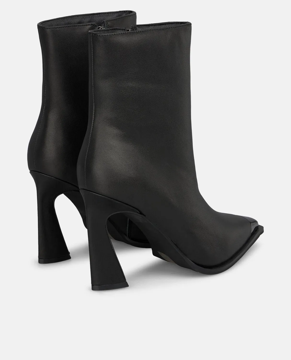 Alma en Pena I250646 bottines noir cuir bout métal