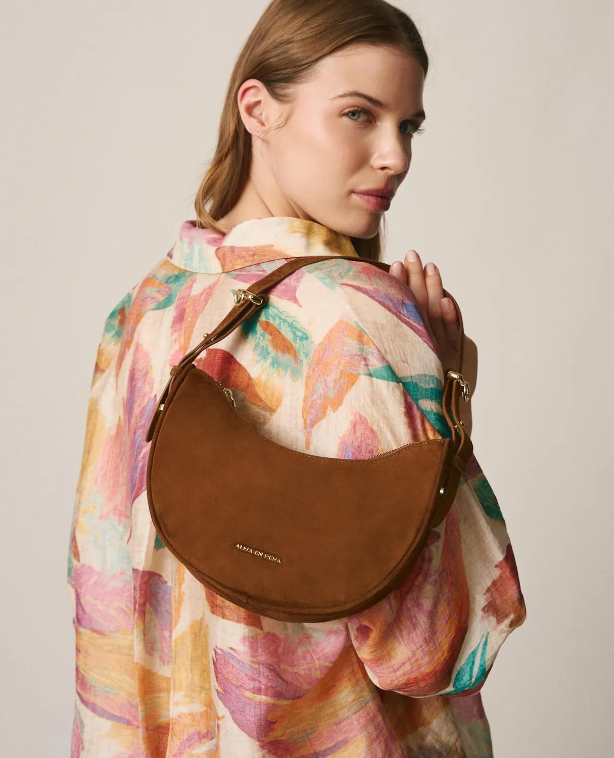 Alma en Pena V26BG066 sac épaule cuir caramel