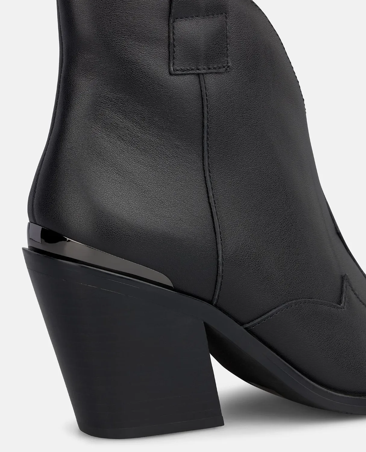 Alma en Pena I2652607C bottine talon noire napa 8 cm