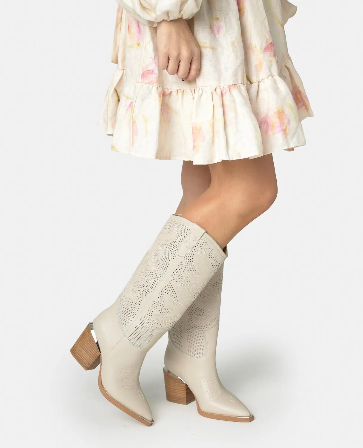 Alma en Pena V260103 bottes cowboy cuir blanc talon large 8 cm
