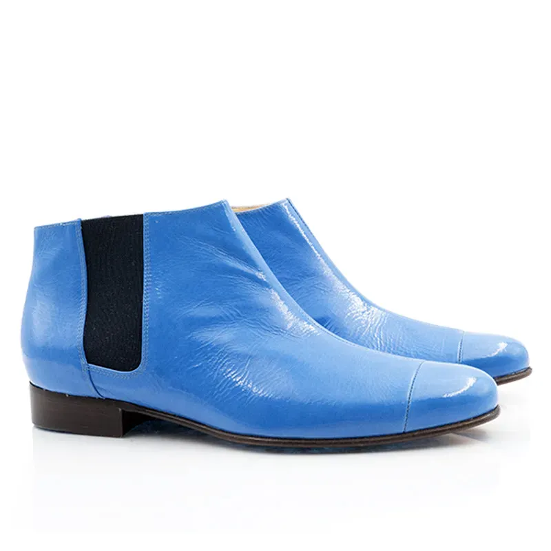 Bégum Paris Lucrèce Vogue boots vernis bleu ciel