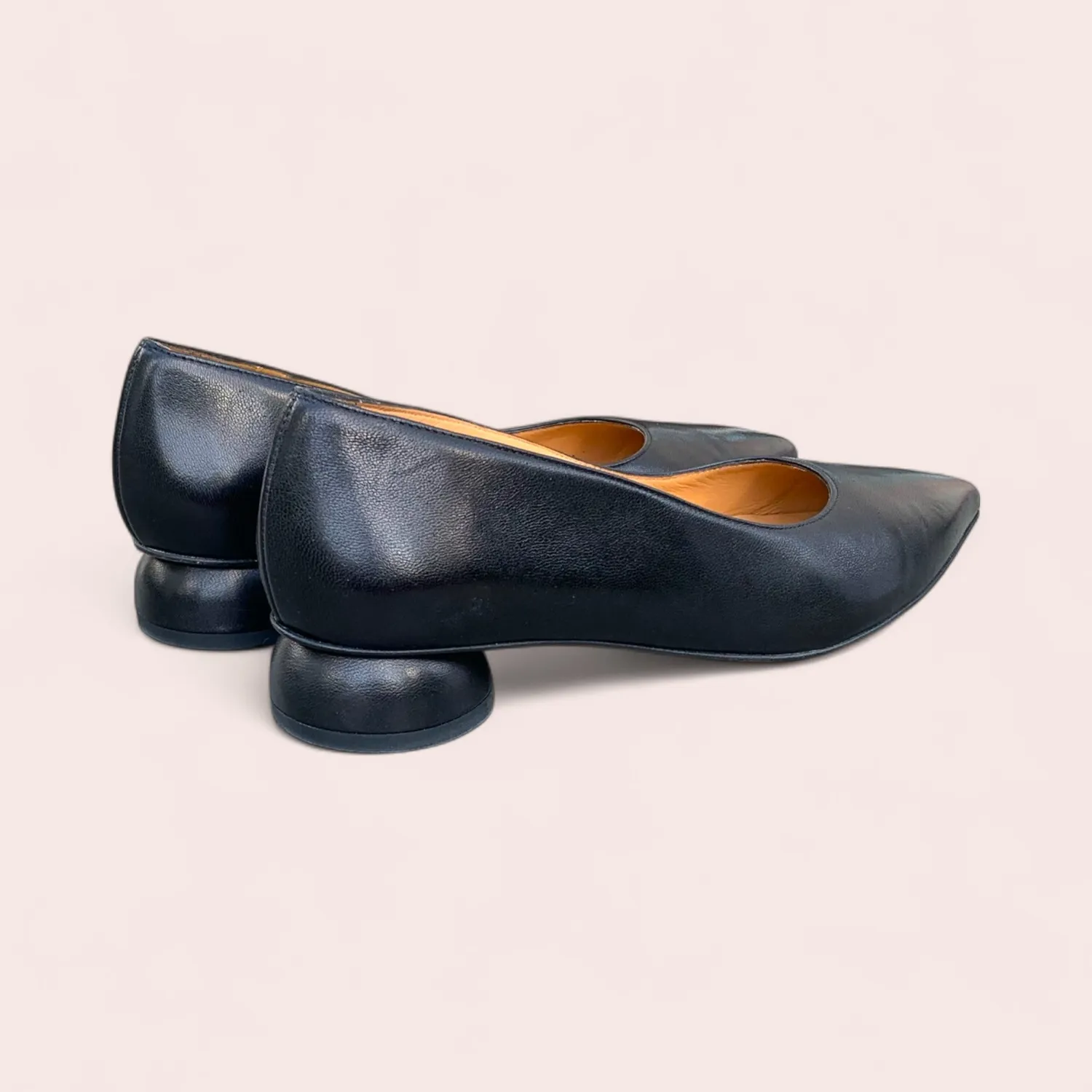 Karine Arabian Solenn escarpin slingback cuir noir 30 mm
