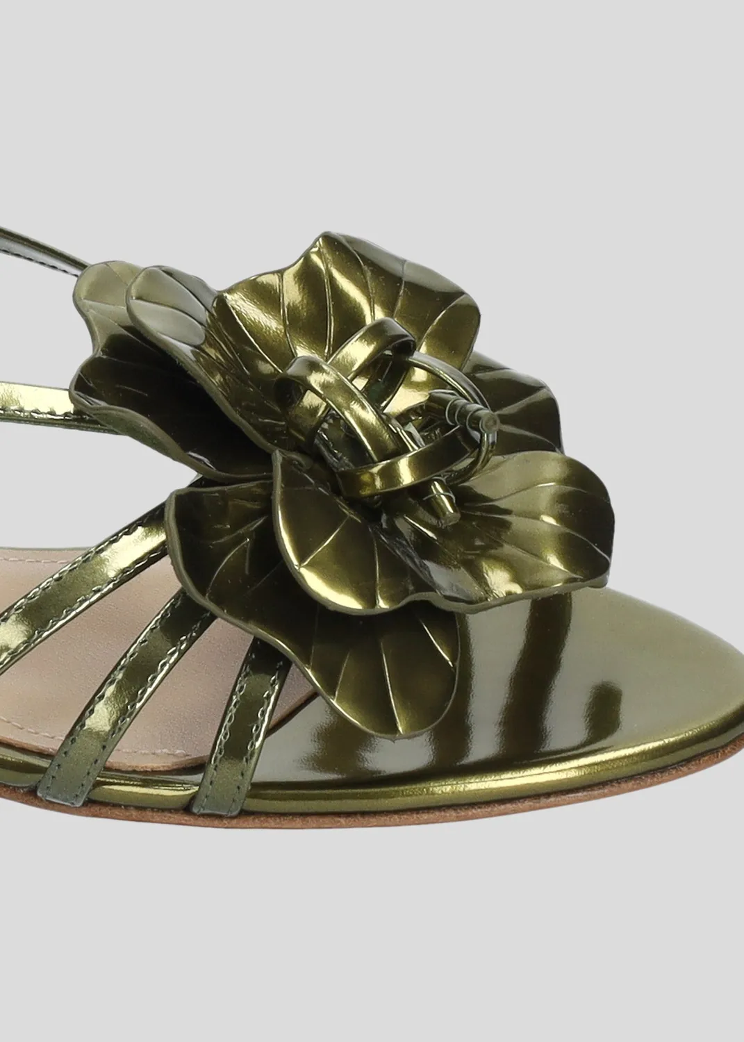 Lola Cruz Tulipa sandales plates kaki