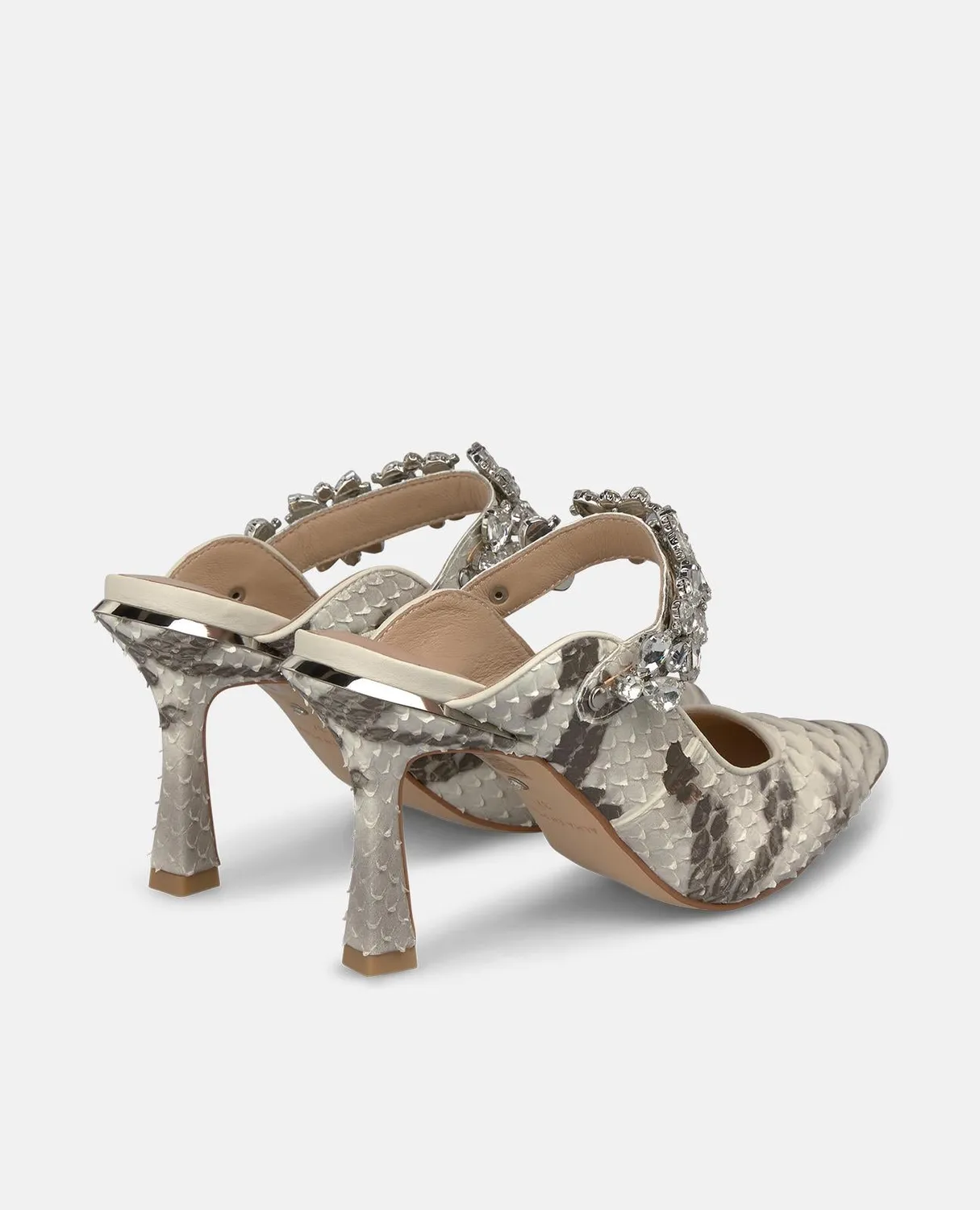 Alma en Pena I260252 escarpins vernis blanc talon 8 cm