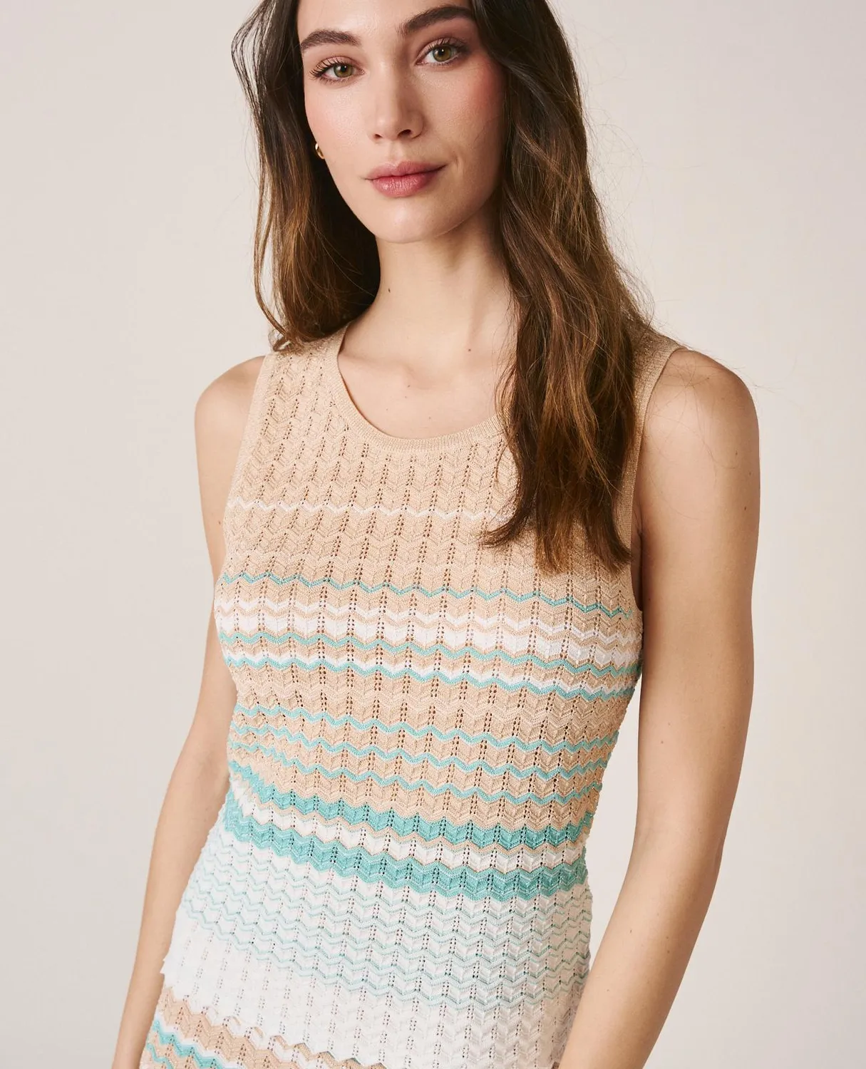 Alma en Pena V26CL0602 top bleu motif géométrique