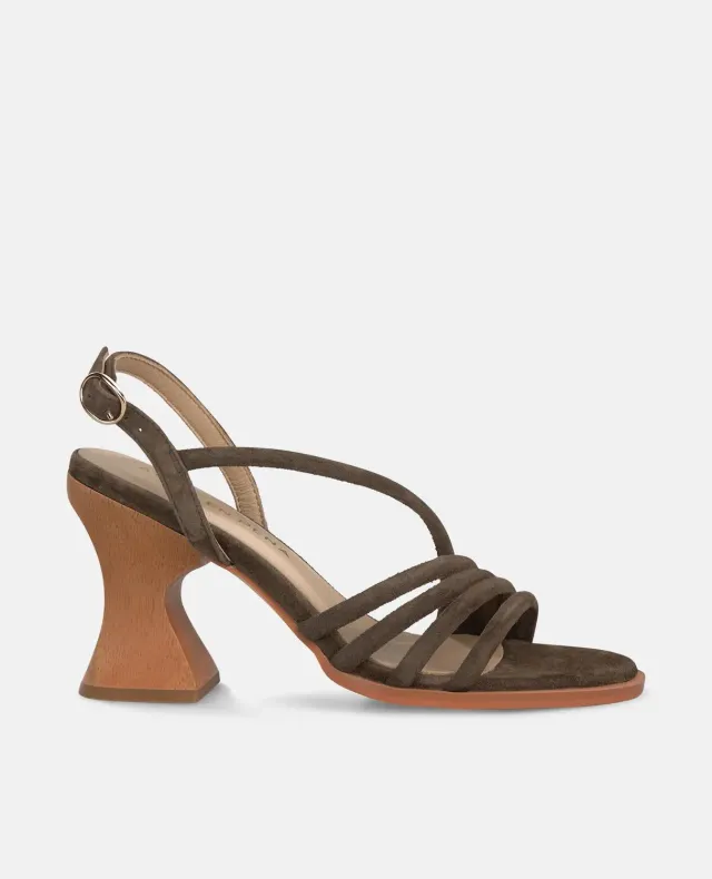 Alma en Pena V262452 sandales marron talon 10 cm