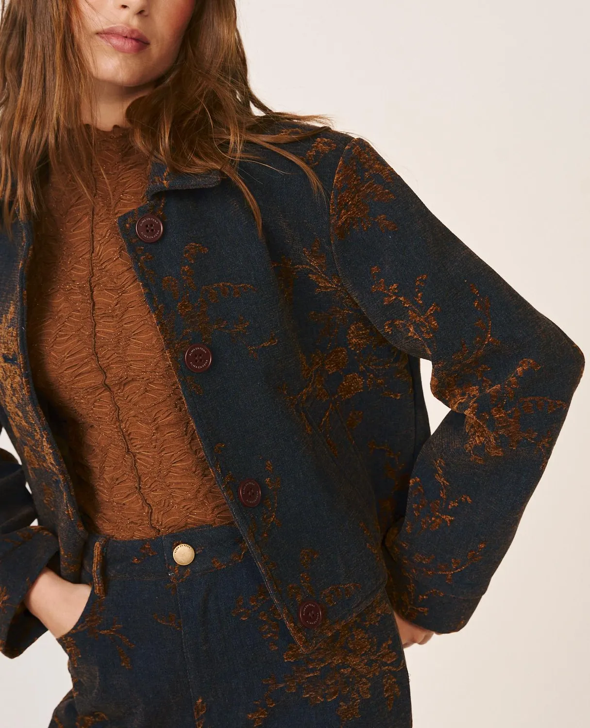 Alma en Pena I26CL1106 veste jean indigo denim floral