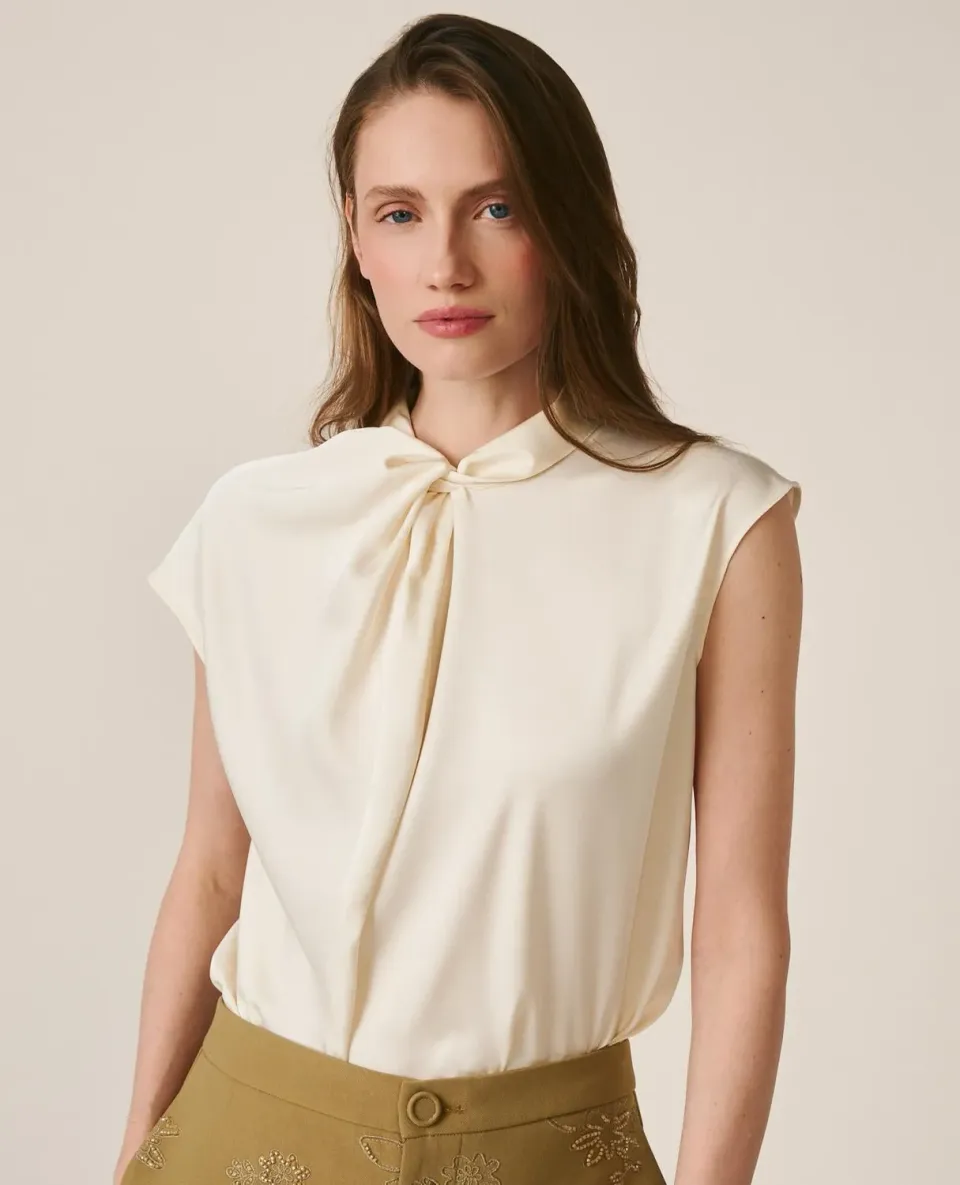 Alma en Pena V26CL0516 blouse satin blanche sans manches