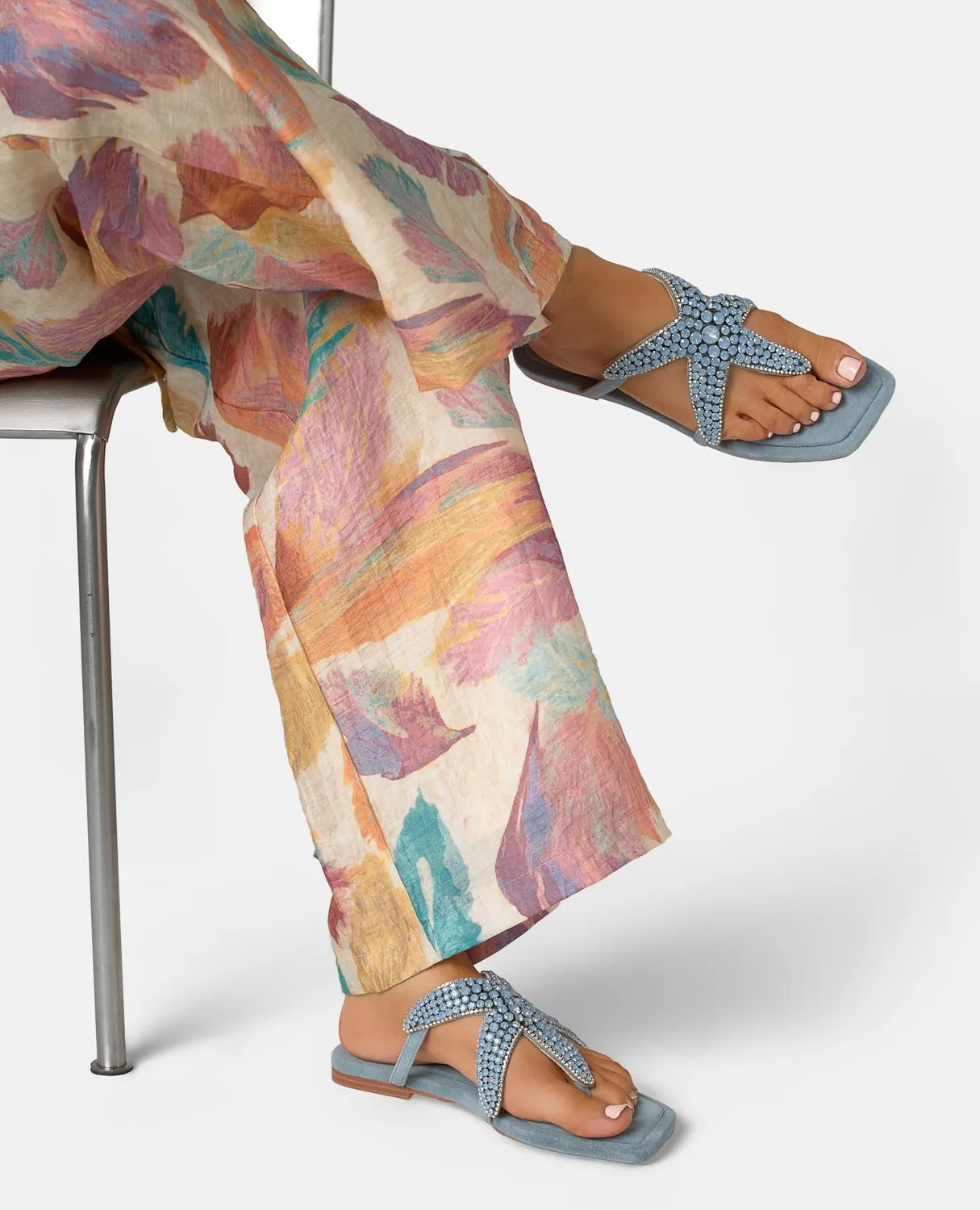 Alma en Pena V268404 sandales plates bleu cuir