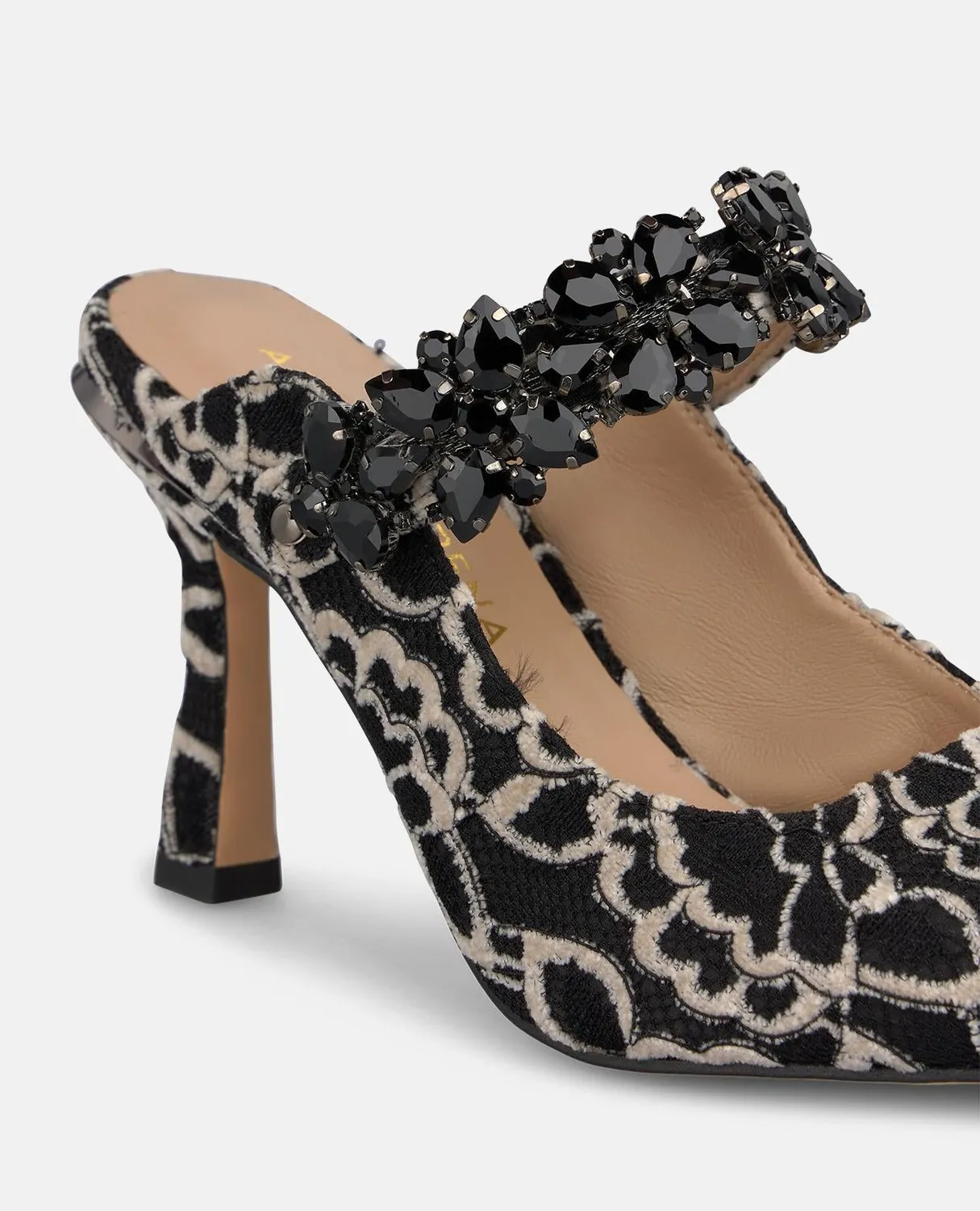 Alma en Pena I260252 escarpins noirs vernis brillants