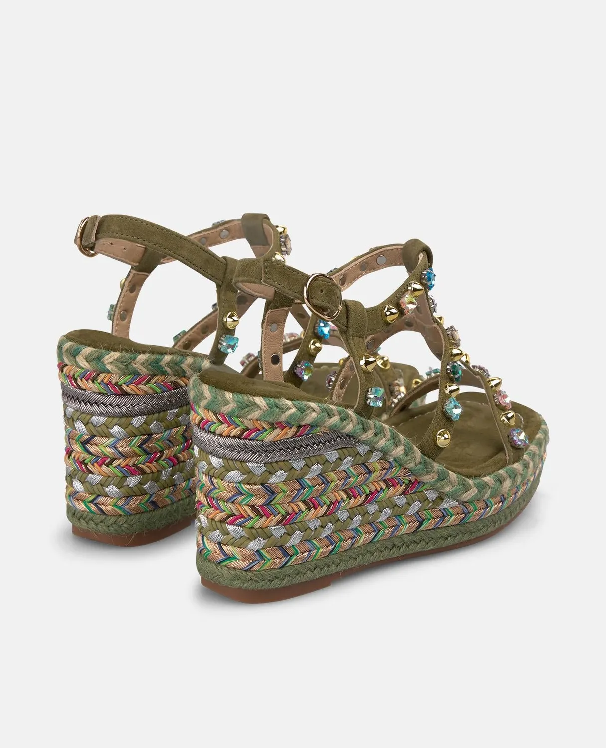 Alma en Pena V266101 sandales compensées kaki cloutées