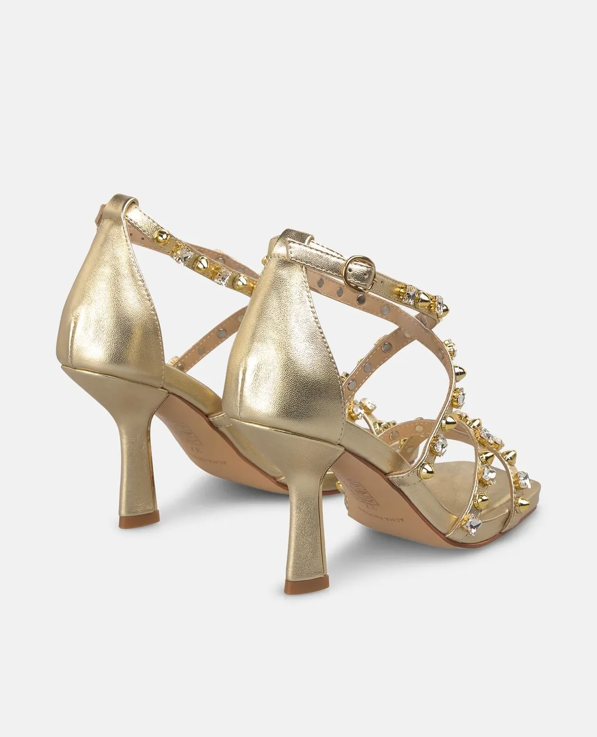 Alma en Pena V2640077 sandales doré cloutées talon 9 cm
