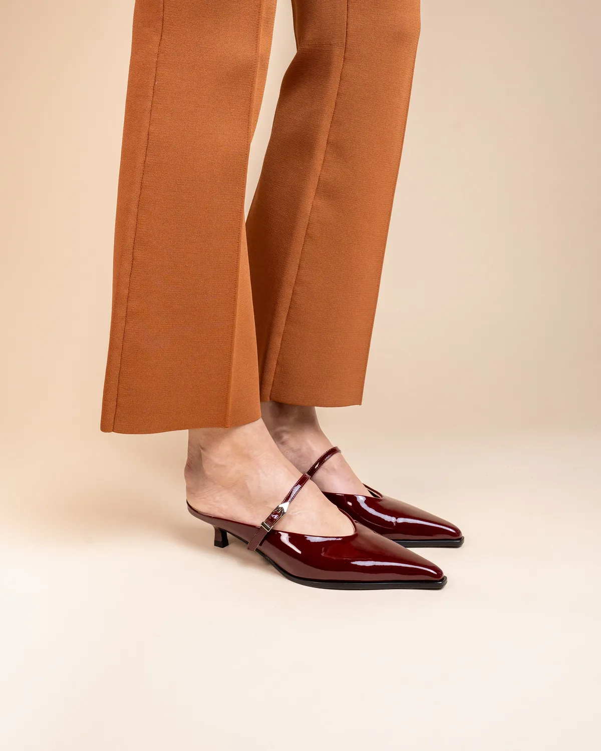 Mi/Mai Suzanne Burgundy Patent mule cuir verni bordeaux