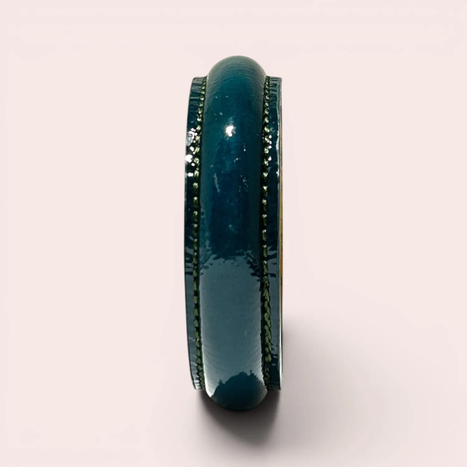 Karine Arabian Jonc vert forêt bracelet verni