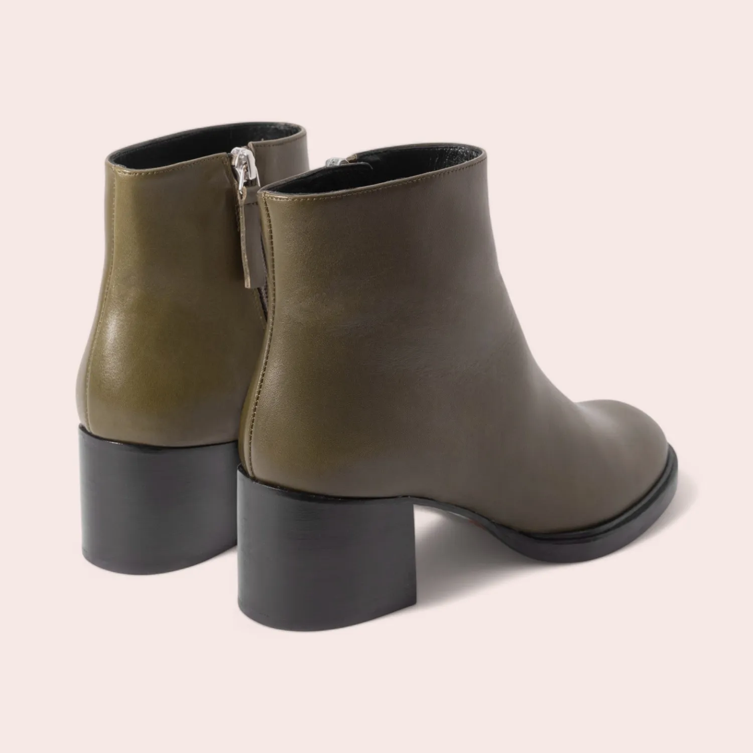 Karine Arabian Ella bottines cuir lisse kaki