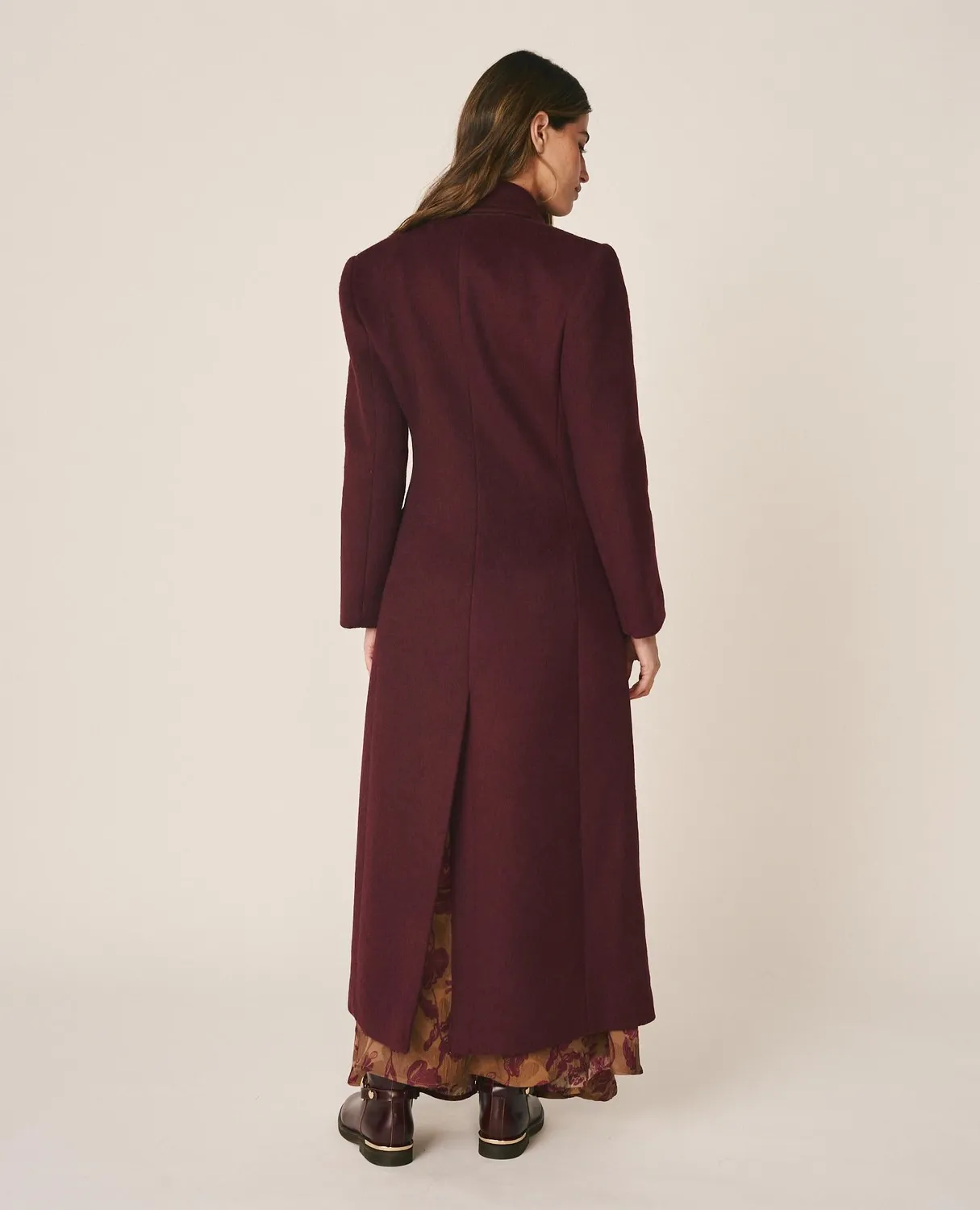 Alma en Pena I26CL1503 manteau long bordeaux laine croisé