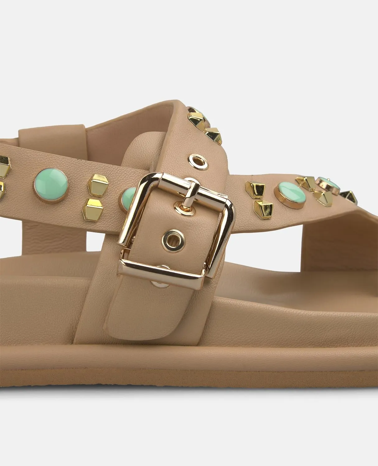 Alma en Pena V267000 sandales plates sable clous