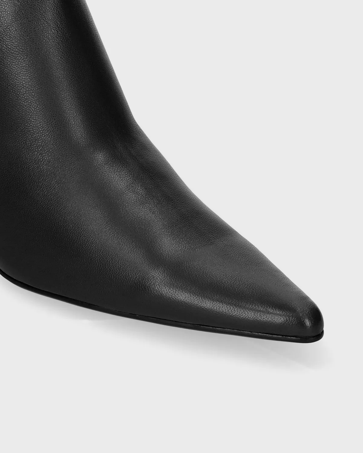 Lola Cruz Elizabeth 55 boots noires