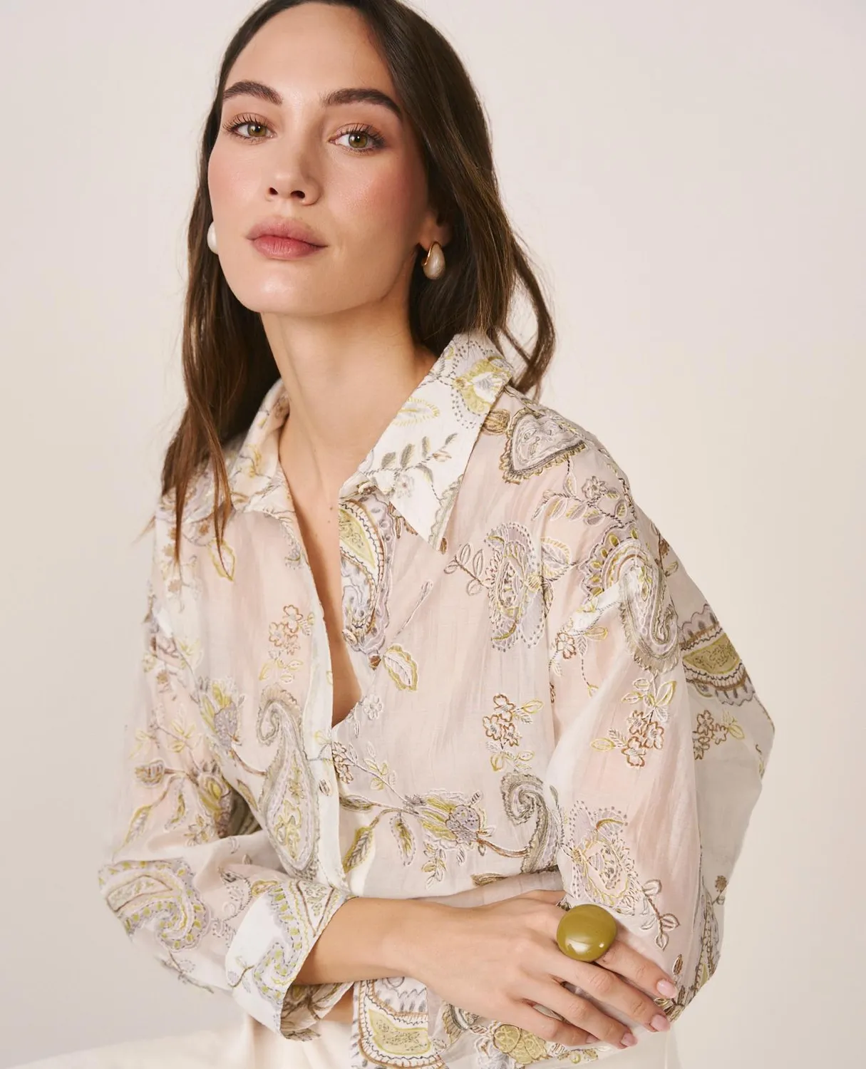 Alma en Pena V26CL0410 chemise blanche brodée Tencel