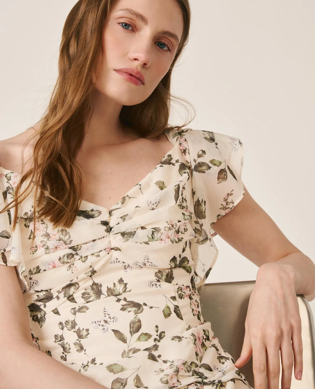 Alma en Pena V26CL0242 robe longue verte fleurie cape