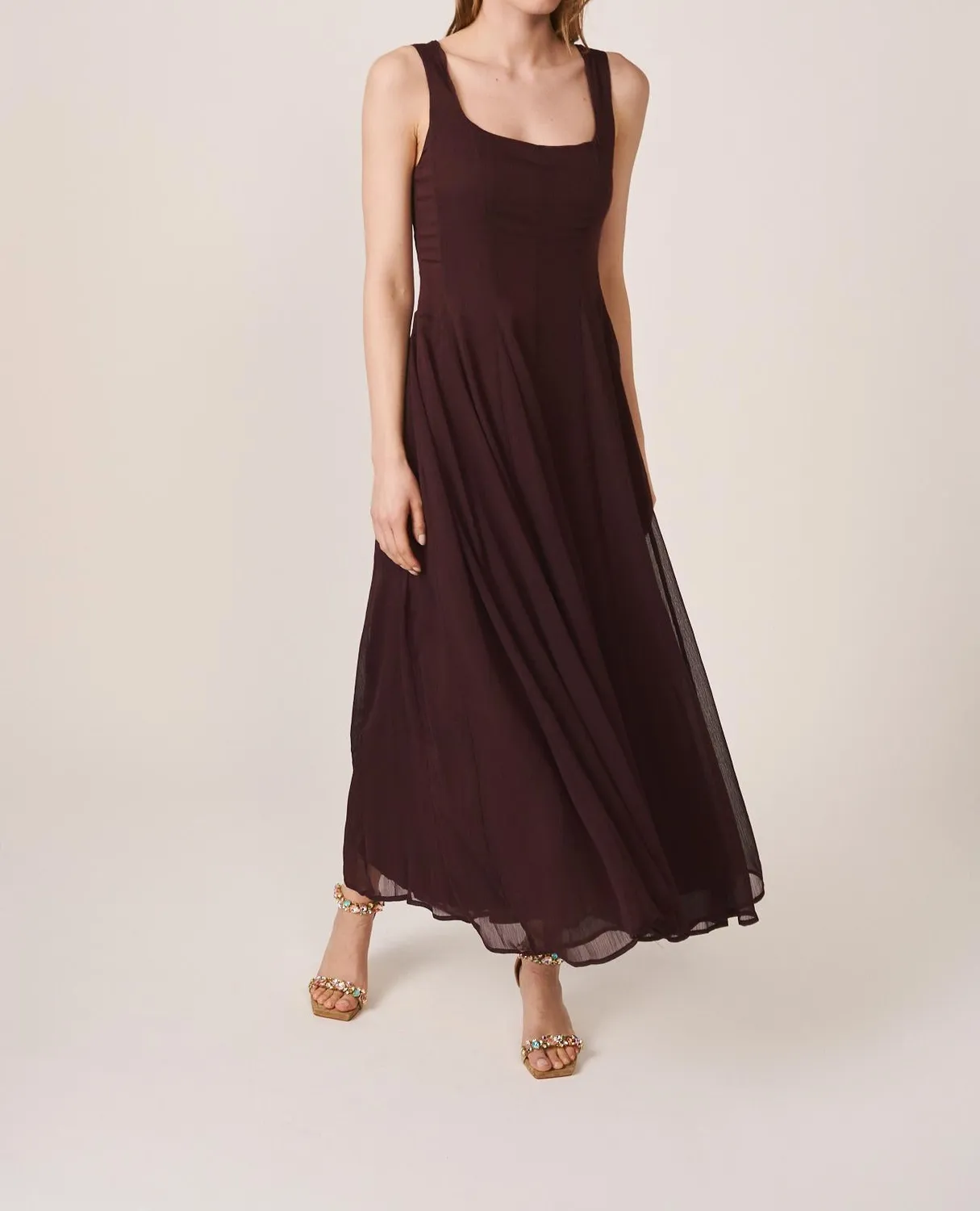Alma En Pena V26CL0211 robe midi marron gaze fluide
