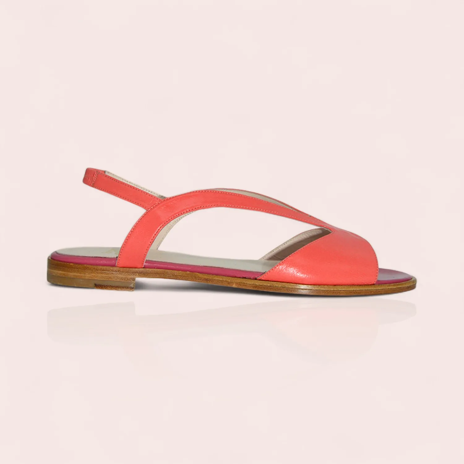 Karine Arabian YONI sandales plates cuir camel 15 mm
